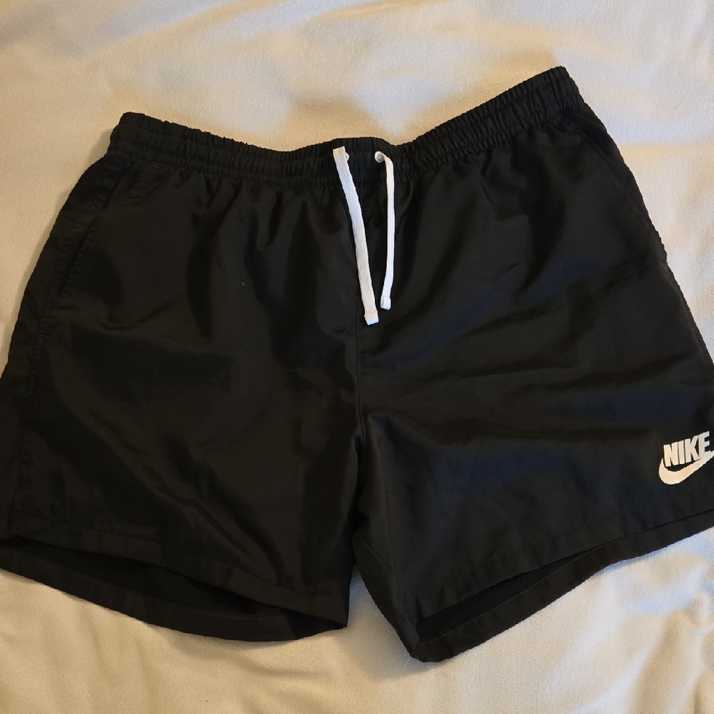 Nike Men's Black Swim Trunks